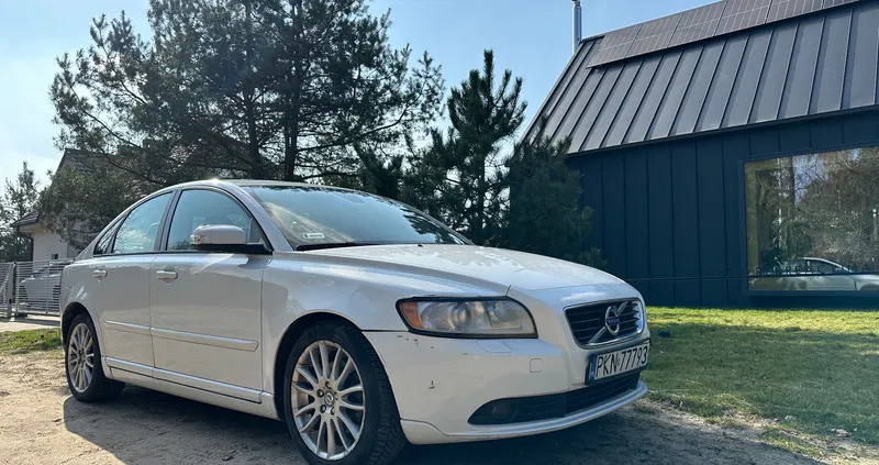 Volvo S40 cena 18000 przebieg: 300000, rok produkcji 2009 z Poznań małe 137